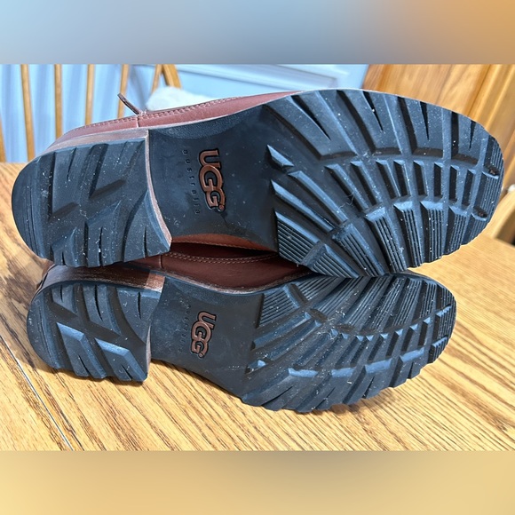 Authentic UGG Langley Boots S/N 5608 SIZE 7 EUC!!! - Picture 7 of 10